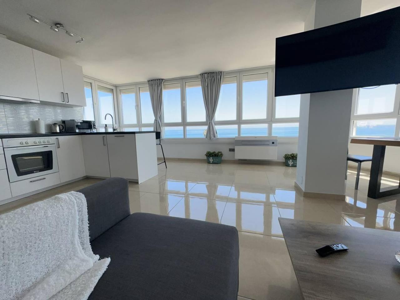 Relax Apartment Sitio de Calahonda Ngoại thất bức ảnh